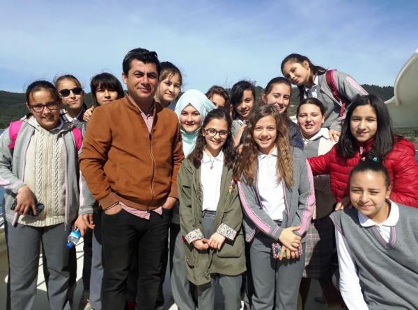 Okulumuz Öğrencileri Diyarbakırlı misafir öğrenciler ile boğaz turu yaptılar.